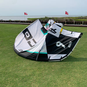 USED Core Section 4 Wave Kite-9m-White— Alternate View