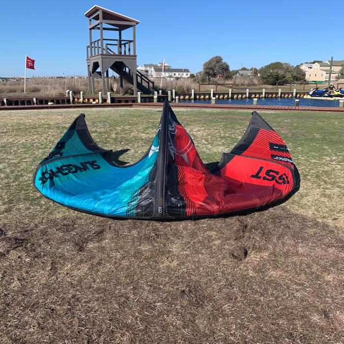 USED Slingshot SST V5 Kite-9m