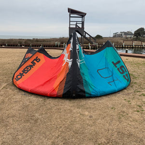 USED Slingshot SST V5 Kite-10m