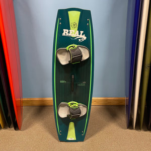 USED 2020 Slingshot Misfit Kiteboard-143 w/Strap Kit