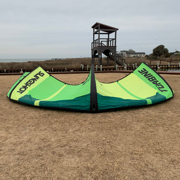 USED Slingshot Turbine V10 Kite-17m