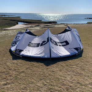 USED Core XR6 Kite-9m-White