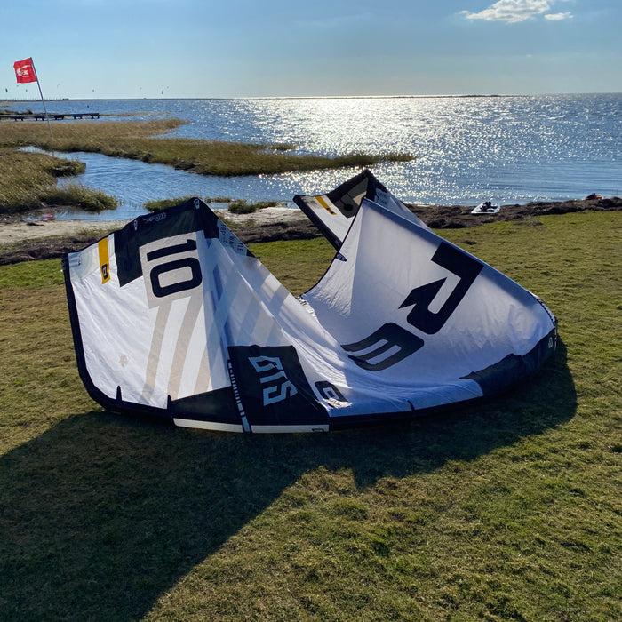 RENTAL Core GTS6 Kite-10m-White Default Title