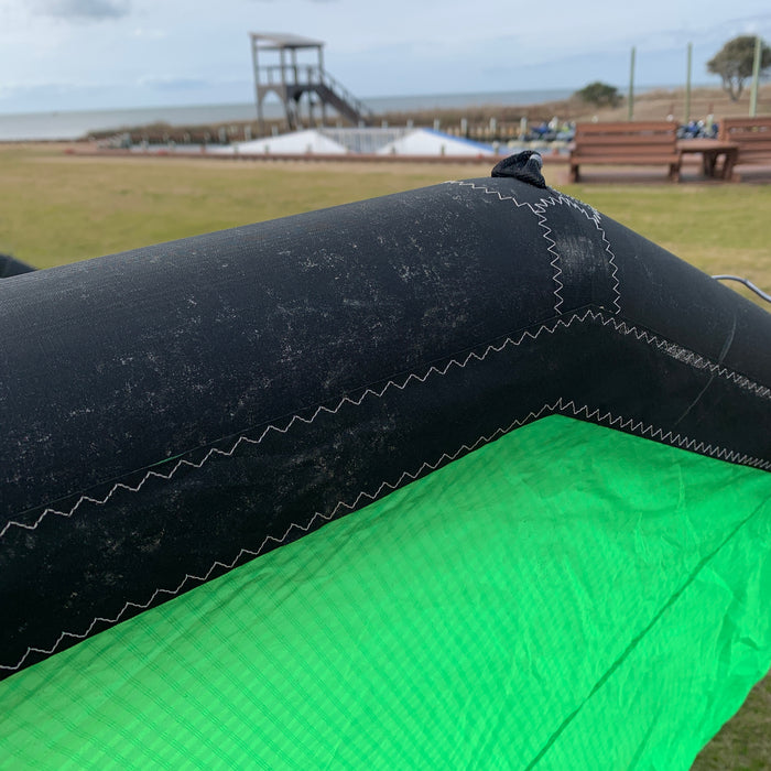 USED Ozone Alpha V2 Kite-8m-Bright Green/White