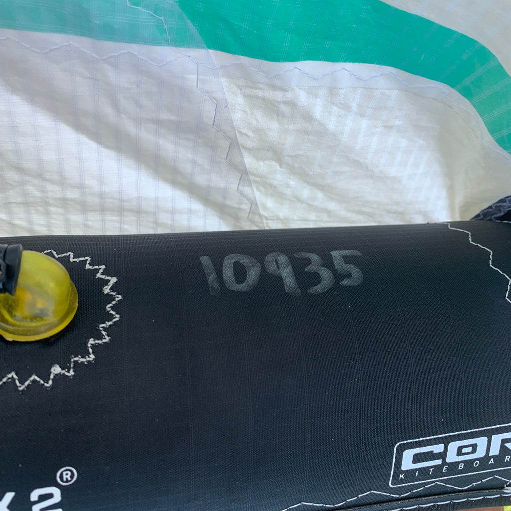 USED Core Nexus 3 Kite-4m-White