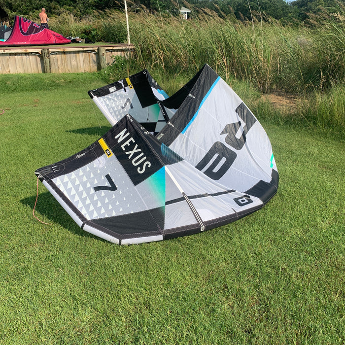 USED Core Nexus 3 Kite-7m-White