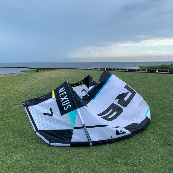 USED Core Nexus 3 Kite-7m-White