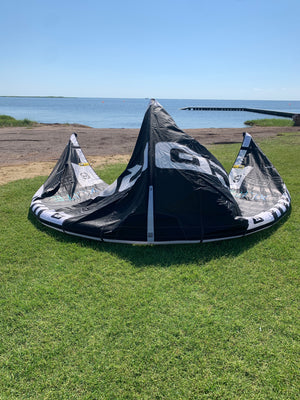 USED Core Xlite 2 Kite-6m-Black