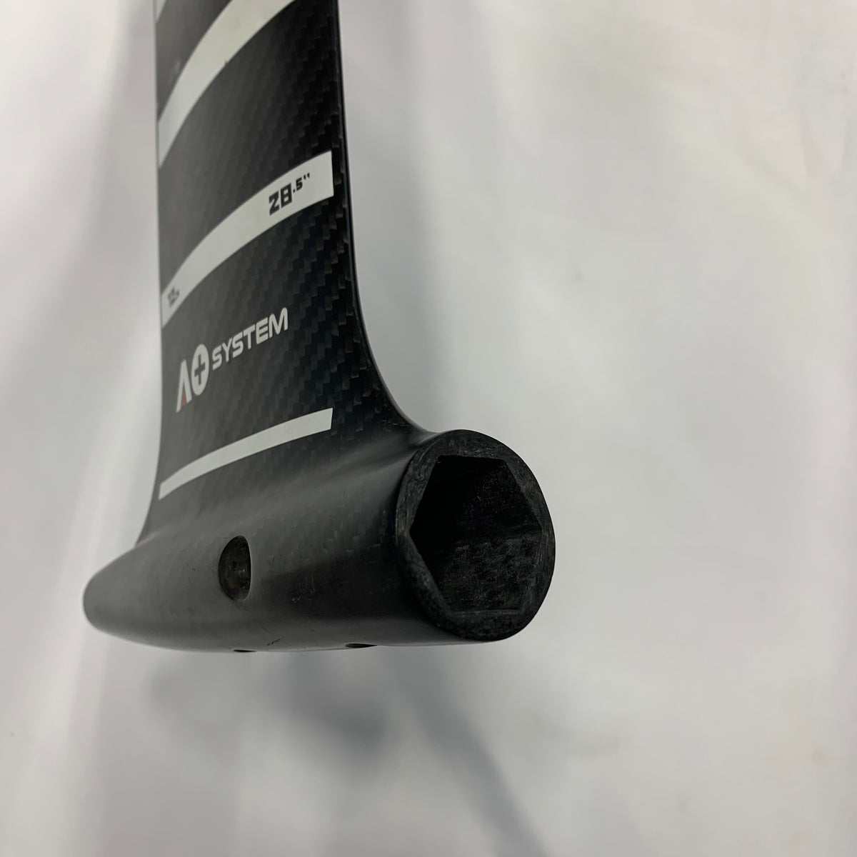 USED Armstrong A+ System Mast-72cm