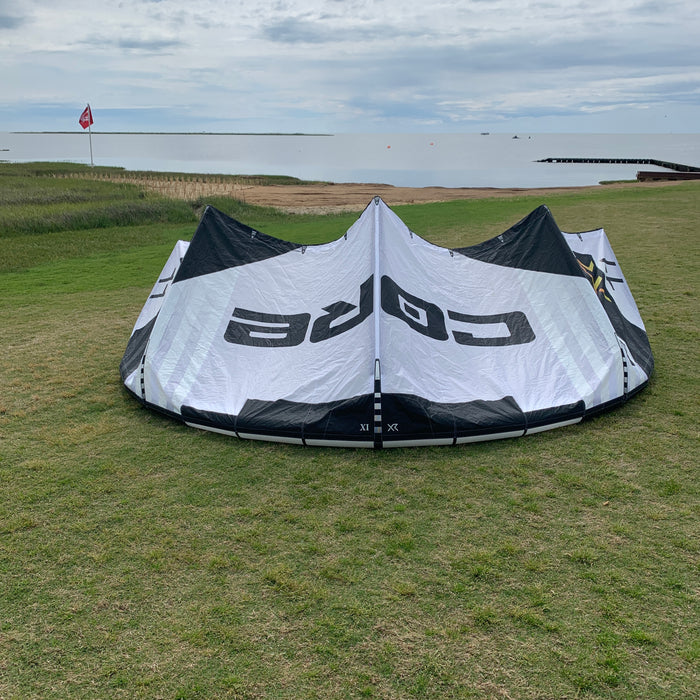 USED Core XR7 Kite-11m-White