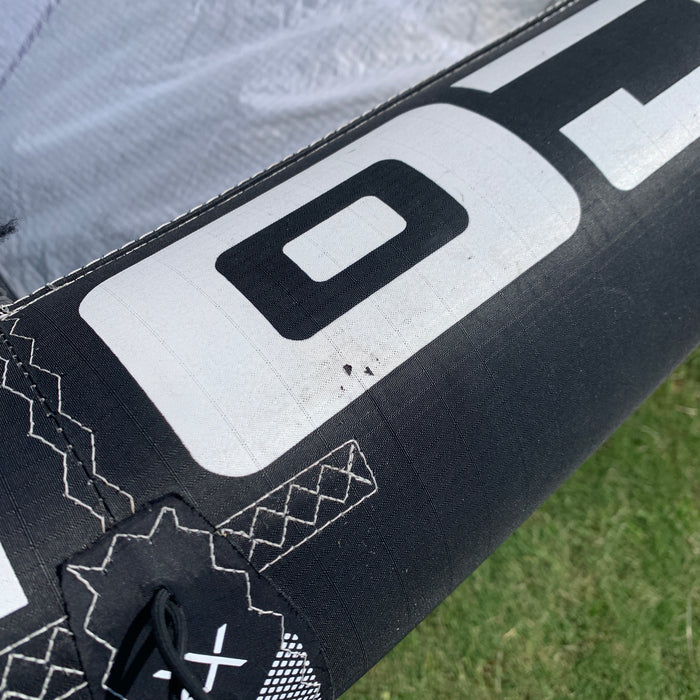 USED Core XR8 Kite-8m-Black