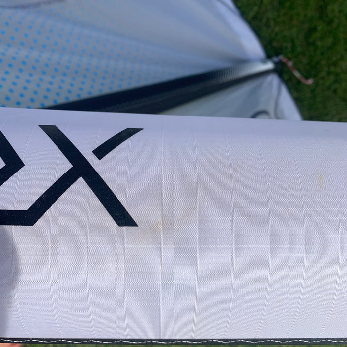 USED Core XR8 Kite-9m-White
