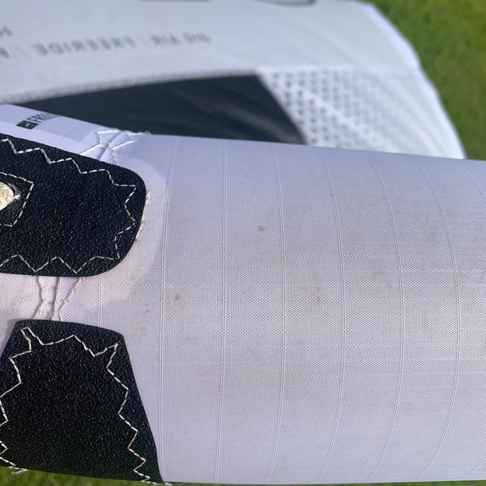 USED Core XR8 Kite-9m-White