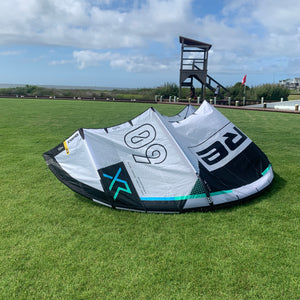 USED Core XR8 Kite-9m-White