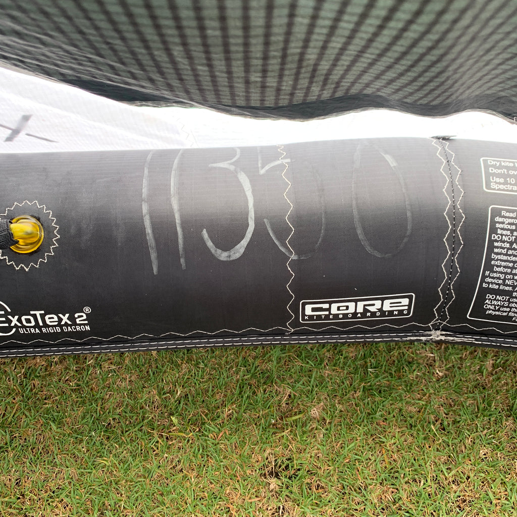 USED Core XR8 Kite-9m-White