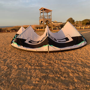 USED Core XR8 Kite-17m-White