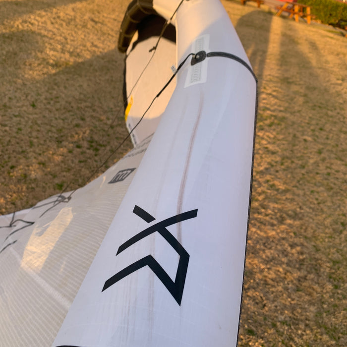 USED Core XR8 Kite-17m-White
