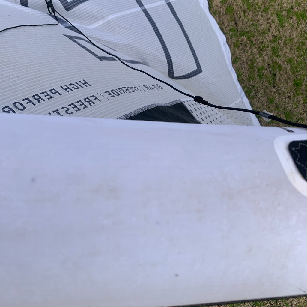USED Core XR8 Kite-12m-White
