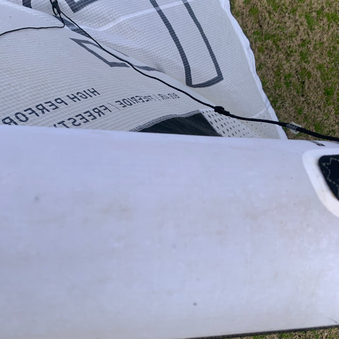 USED Core XR8 Kite-12m-White