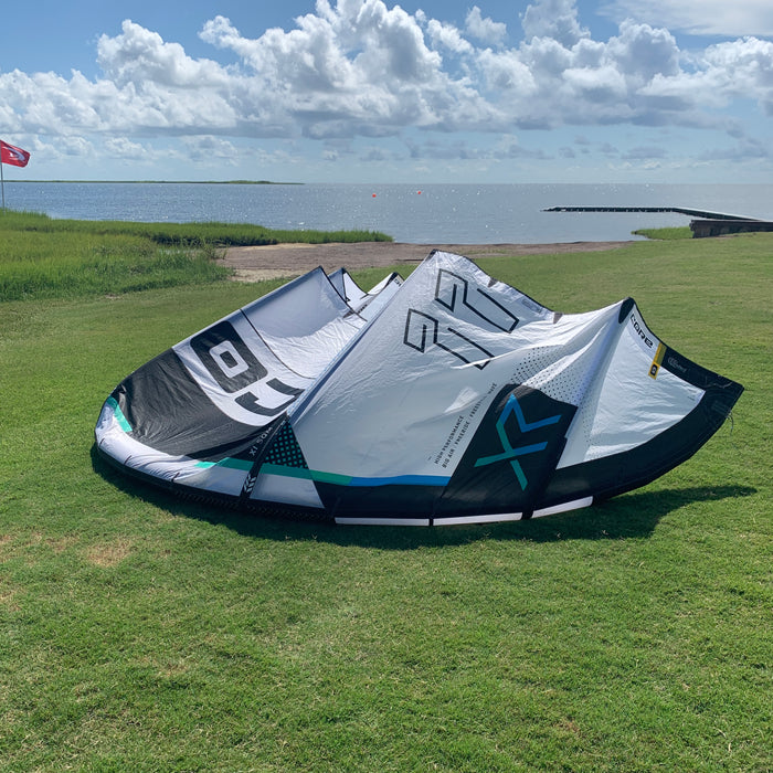 USED Core XR8 Kite-11m-White