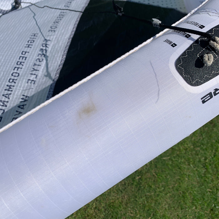 USED Core XR8 Kite-10m-White
