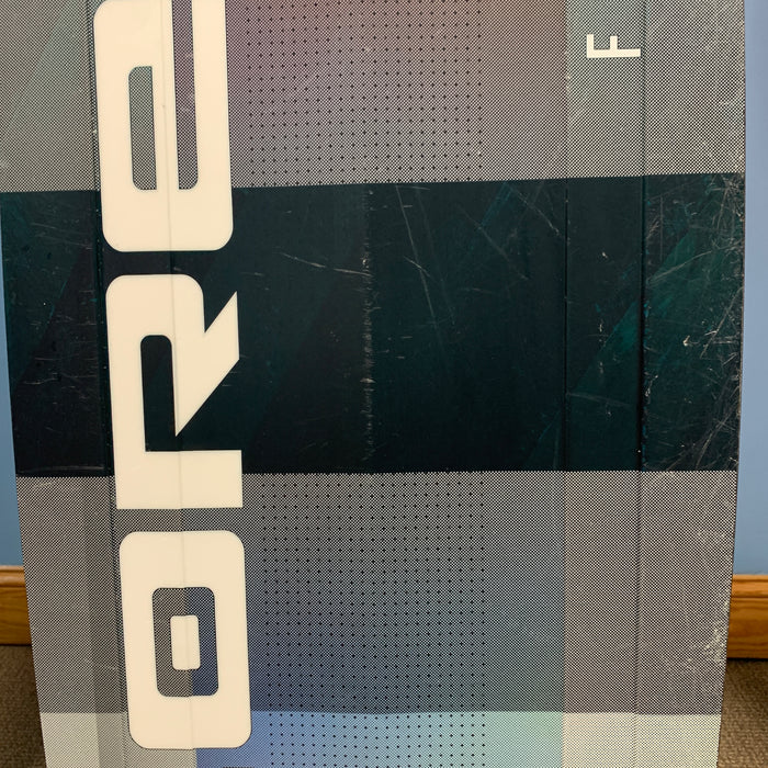 USED Core Fusion 6 Kiteboard-135 x 40cm w/Straps