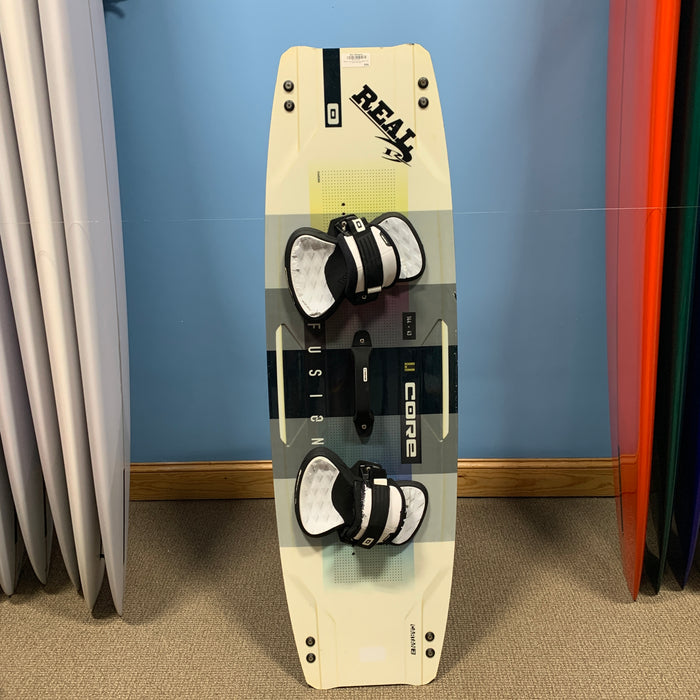 USED Core Fusion 6 Kiteboard-144 x 43cm w/Straps