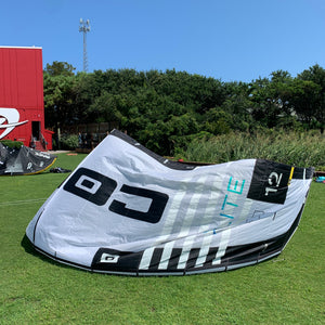 USED Core Xlite 2 Kite-12m-White— Alternate View