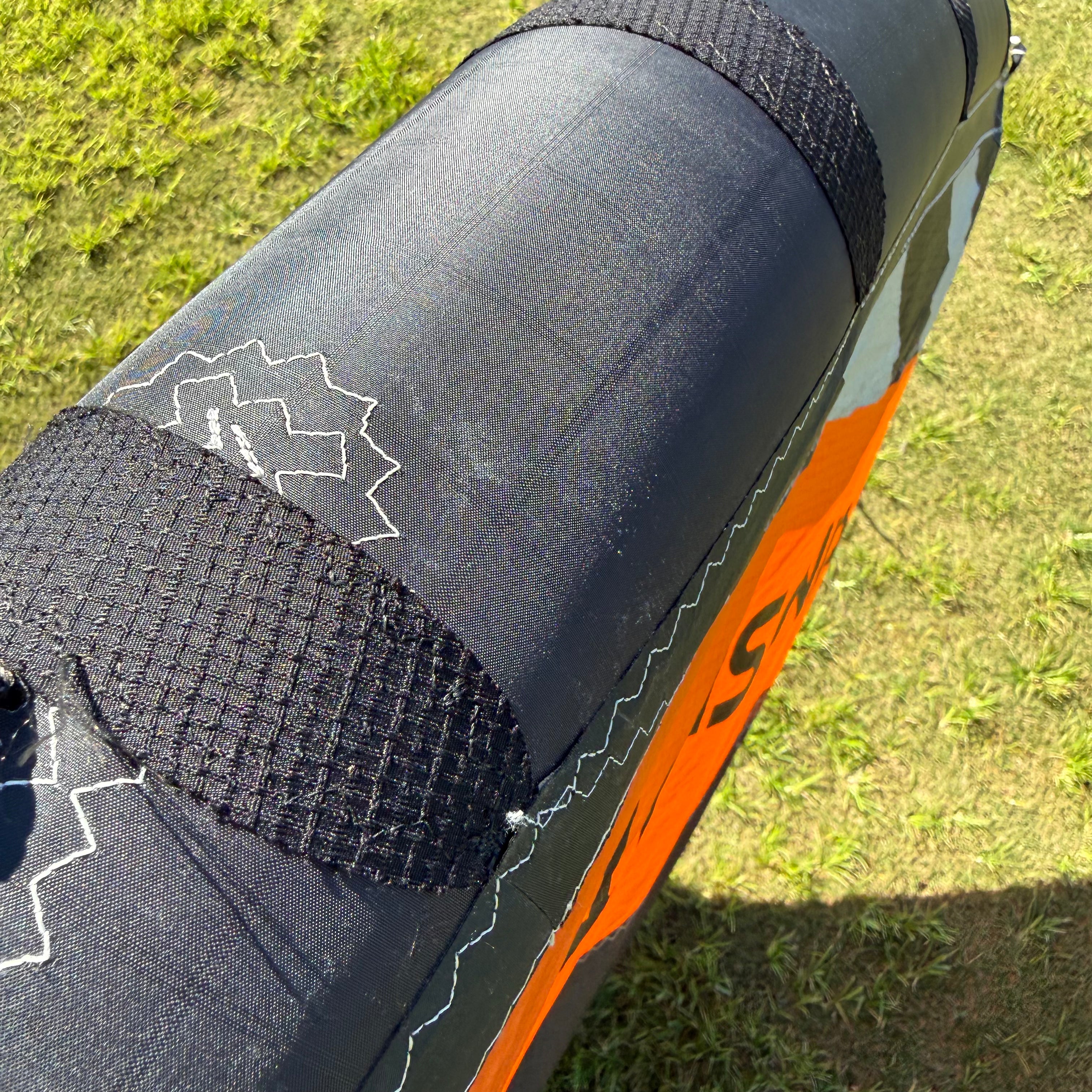 USED Slingshot UFO V3 Kite-9m-Black/Orange
