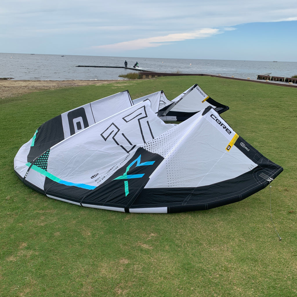 USED Core XR8 Kite-17m-White