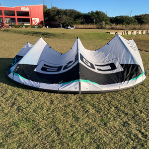 USED Core XR8 Kite-15m-White