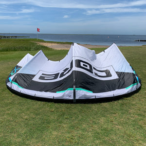 USED Core XR8 Kite-12m-White