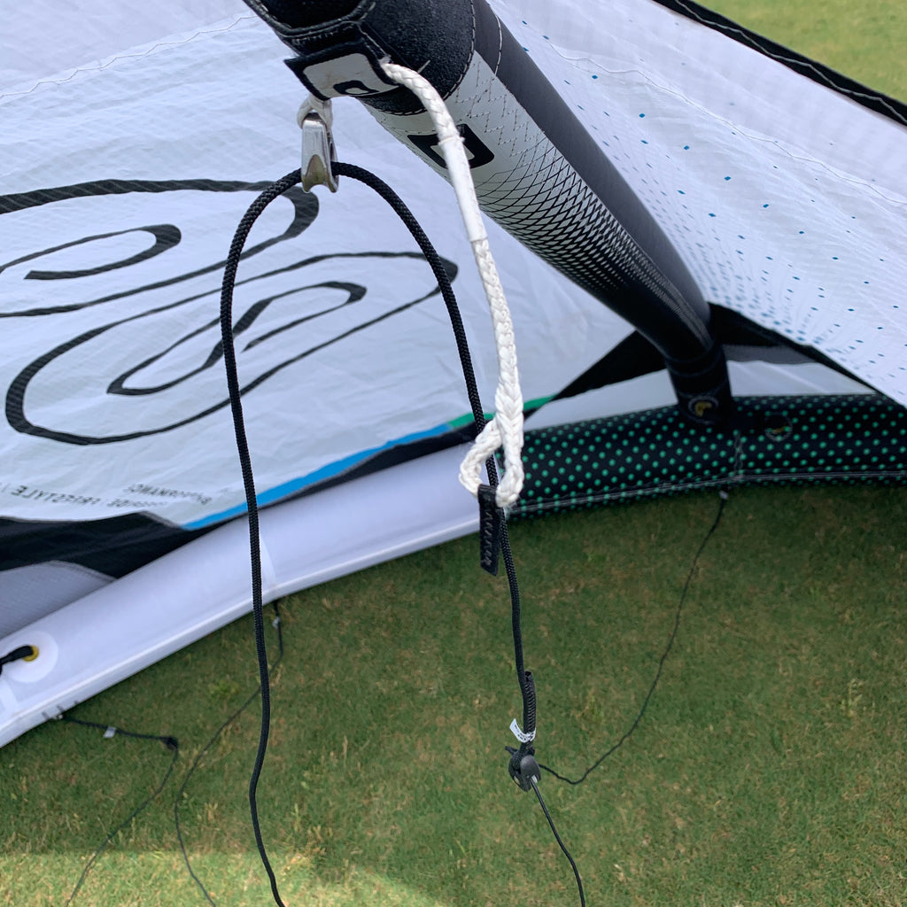 USED Core XR8 Kite-9m-White