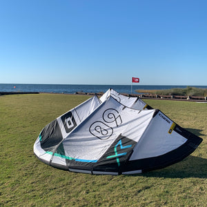 USED Core XR8 Kite-9m-White
