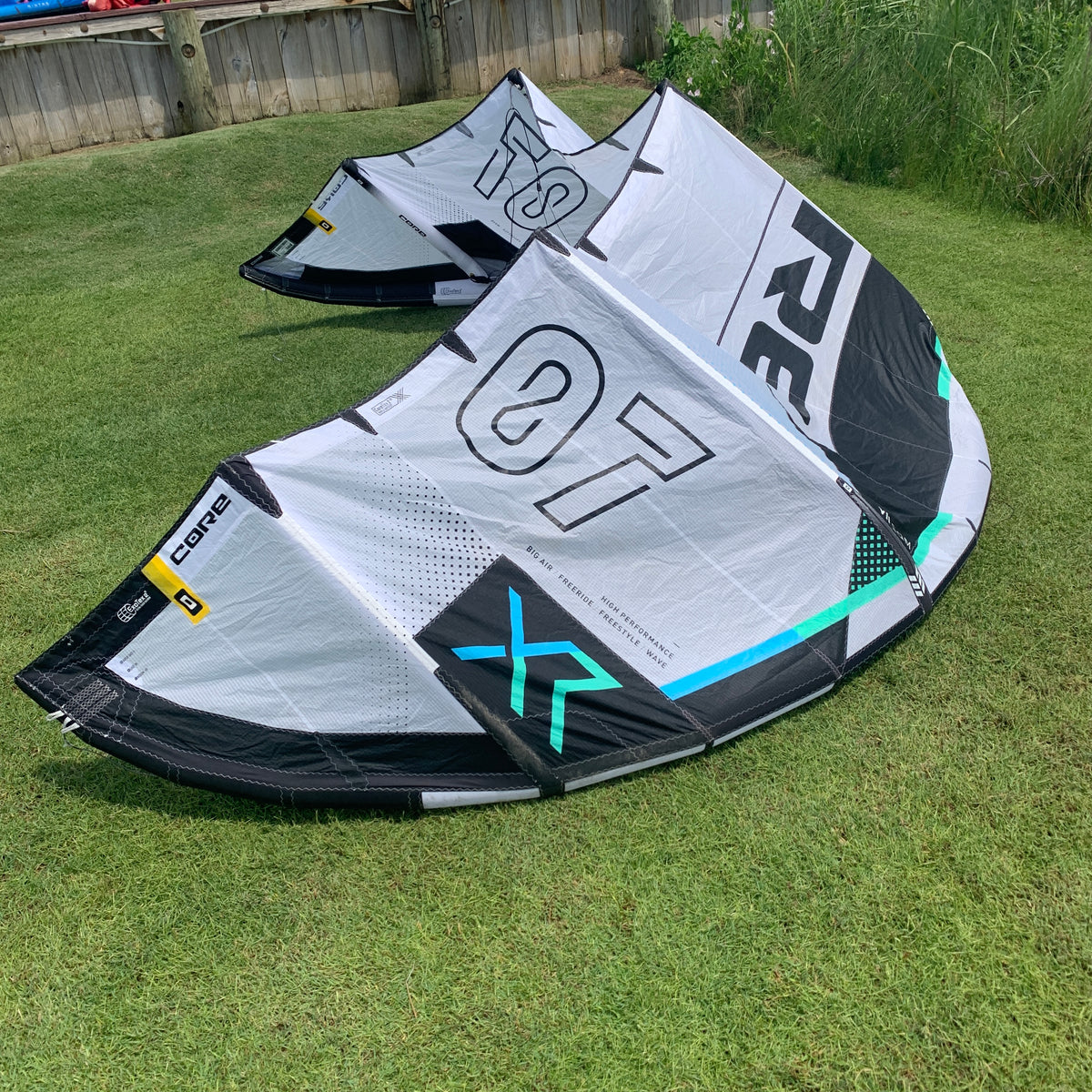 USED Core XR8 Kite-7m-White