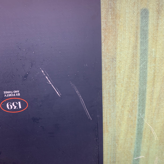 USED F-One Trax HRD LT Kiteboard-139cm w/ Plat. Bindings