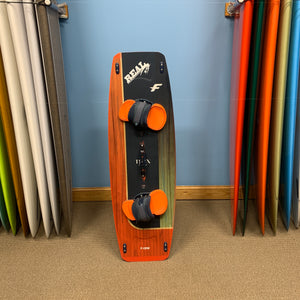 USED F-One Trax HRD LT Kiteboard-140cm LW w/ Plat. Bindings