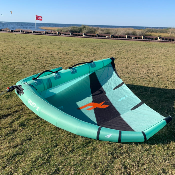 USED F-One Strike V4 Wing-4m-Mint/Onyx