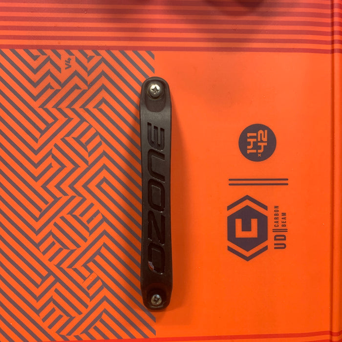 USED Ozone Code V4 Kiteboard-Red-141cm w/Straps