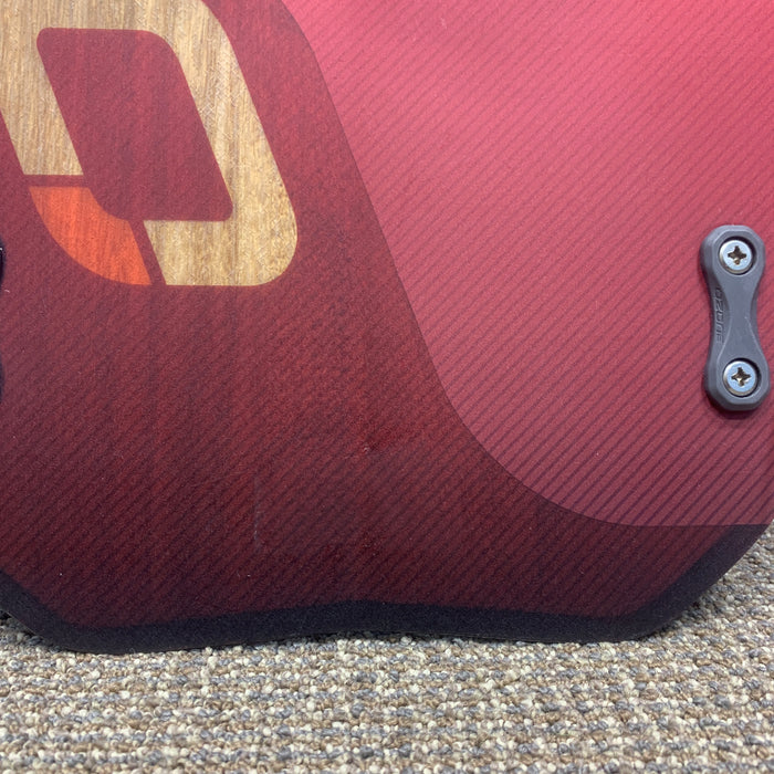 USED Ozone Code V4 Kiteboard-Red-138cm w/Straps
