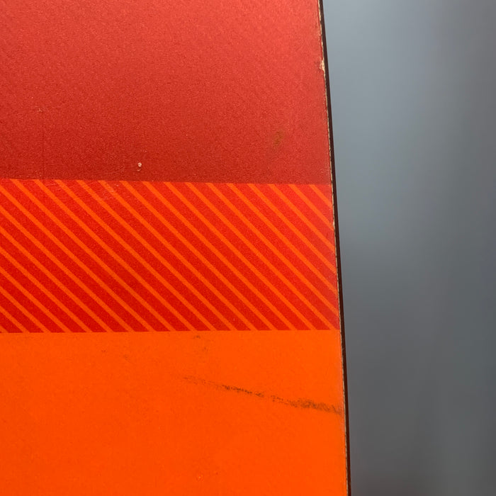 USED Ozone Code V4 Kiteboard-Red-138cm w/Straps