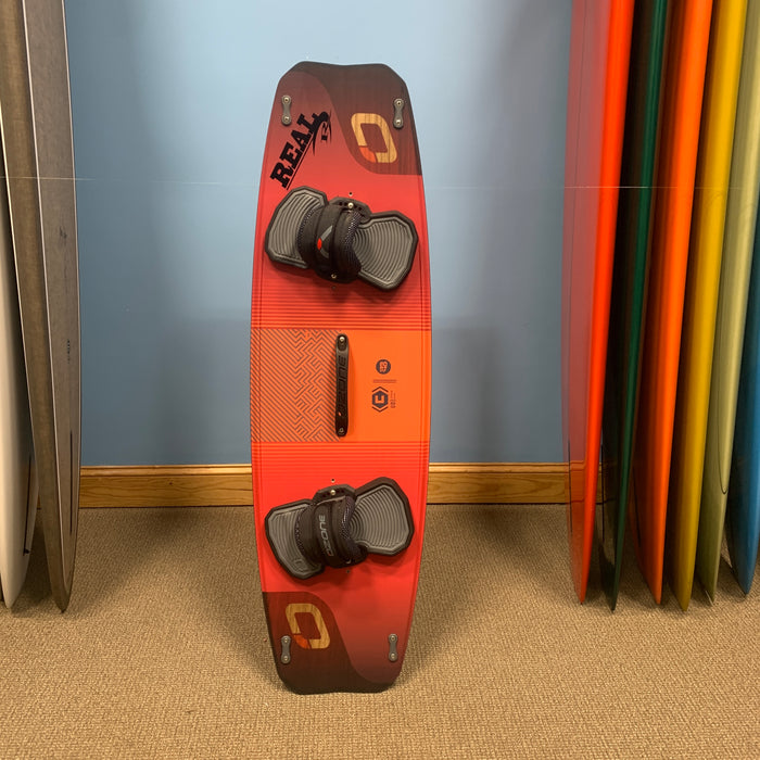 USED Ozone Code V4 Kiteboard-Red-135cm w/Straps