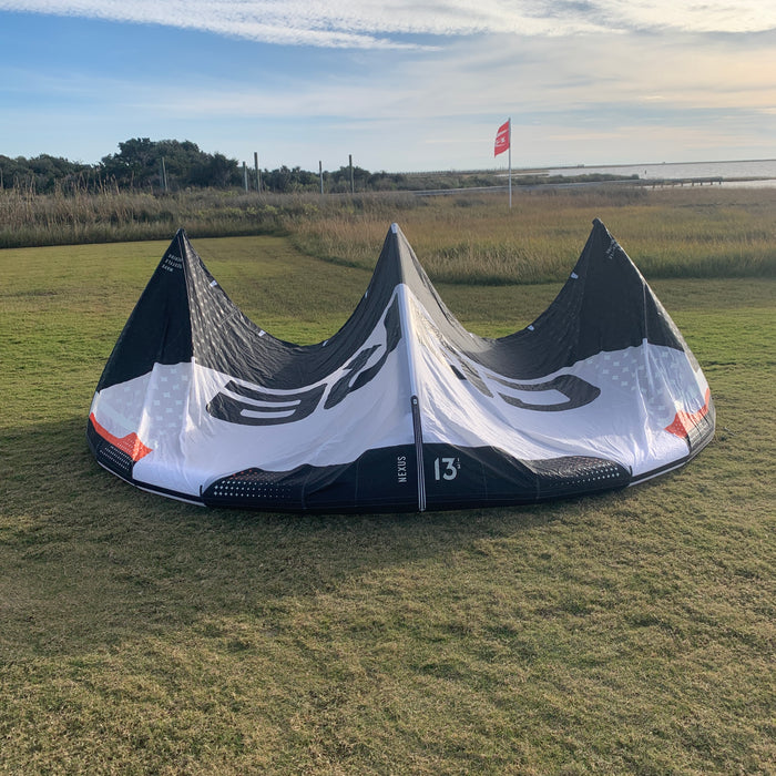 USED Core Nexus 4 Kite-Black-13.5m
