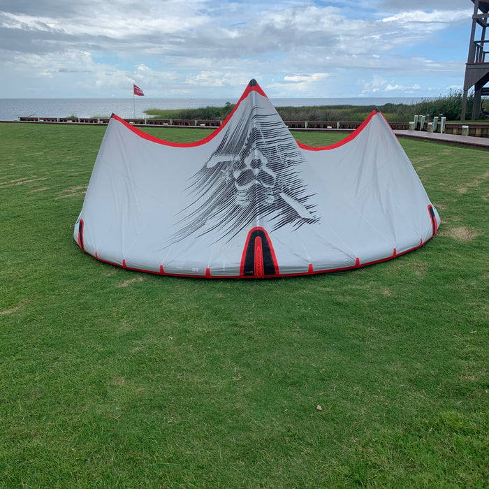 RENTAL 2024 Naish Pivot Kite-11m-LE