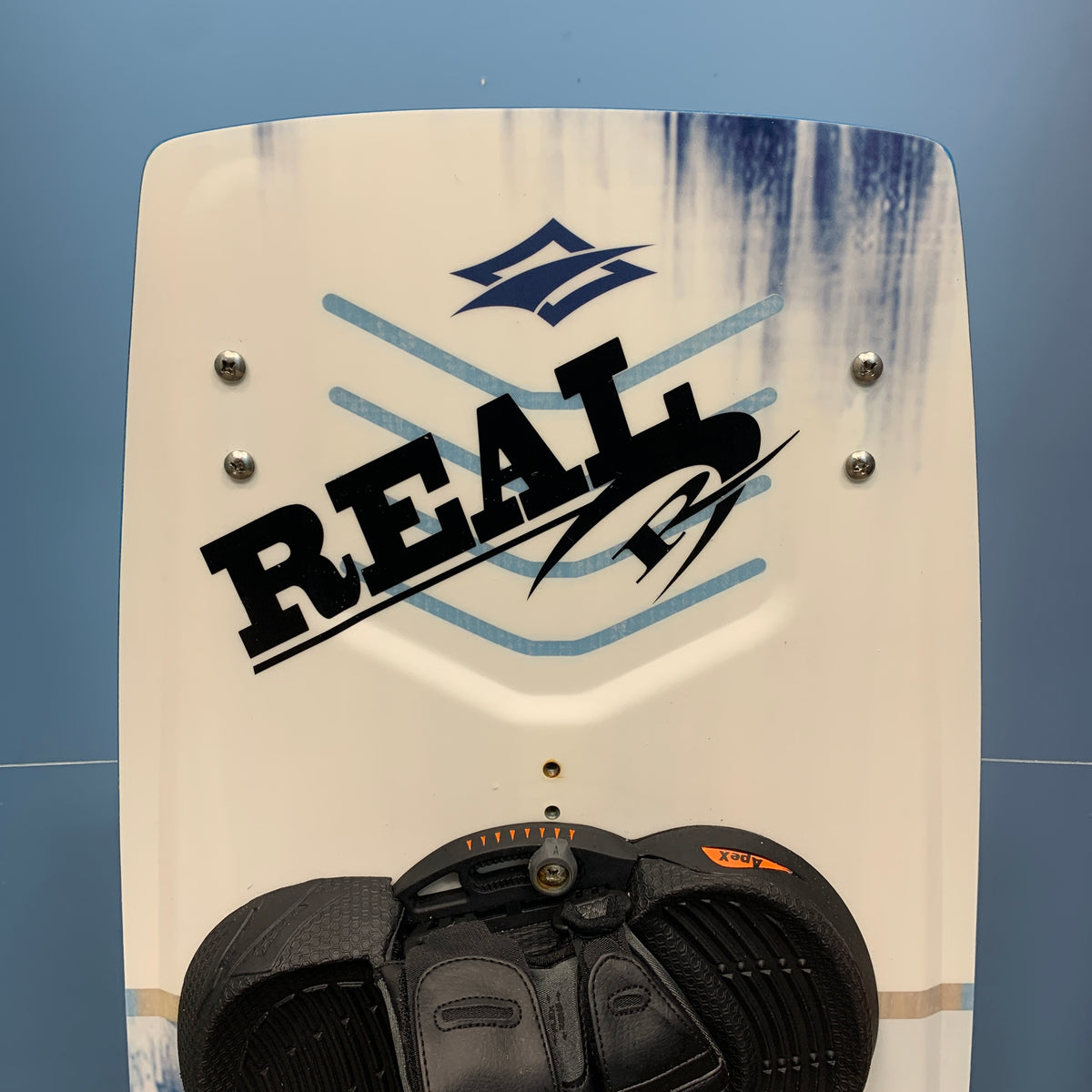 USED Naish Motion Kiteboard-134cm w/Straps