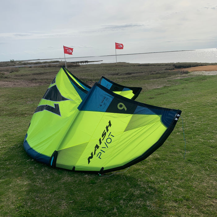 USED 2025 Naish Pivot Kite-Yellow-9m