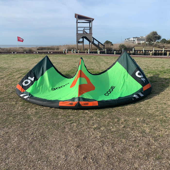 USED Slingshot Code V2 Kite-Green-10m