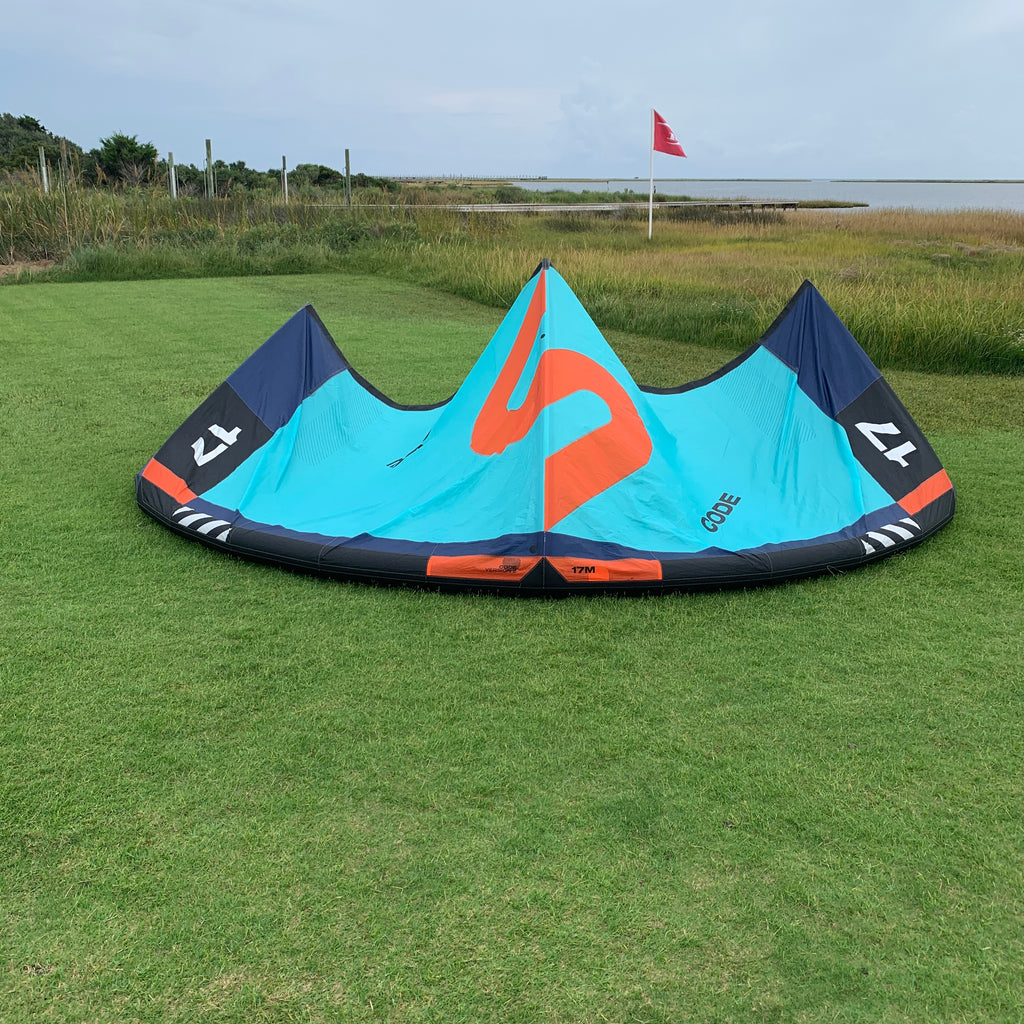 USED Slingshot Code V2 Kite-Blue-17m
