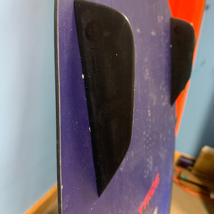 USED 2025 North Atmos Kiteboard-141 x 42cm w/Straps