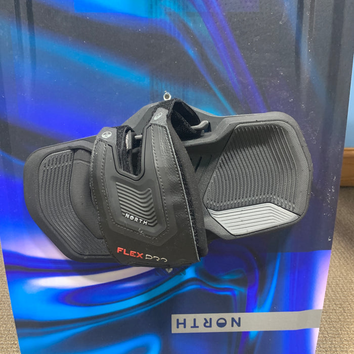 USED 2025 North Atmos Kiteboard-144 x 43cm w/Straps